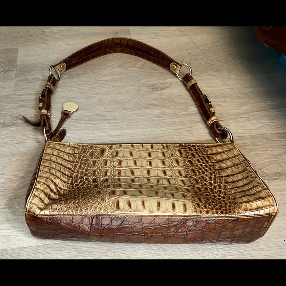 DESIGNED BY BRAHMIN!!! Wonderful Condition, Shoulder Purse. - Picture 3 of 7